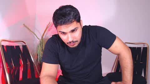 Snapshot of zenobaro chatting on 01/30/25, 06:00 zenobaro online show from 01/30/25, 06:00
