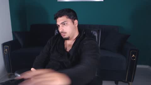 Snapshot of zenobaro chatting on 02/03/25, 02:34 zenobaro online show from 02/03/25, 02:34