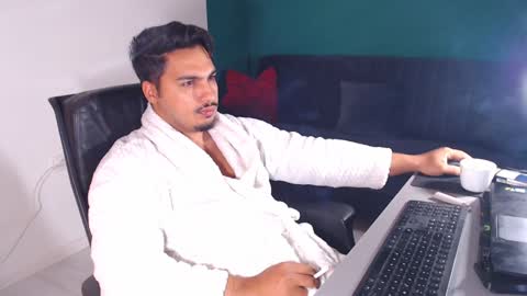 Snapshot of zenobaro chatting on 02/05/25, 08:21 zenobaro online show from 02/05/25, 08:21
