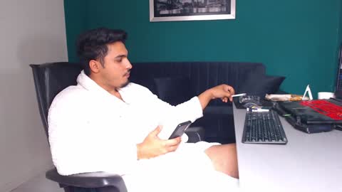 Snapshot of zenobaro chatting on 02/05/25, 11:23 zenobaro online show from 02/05/25, 11:23