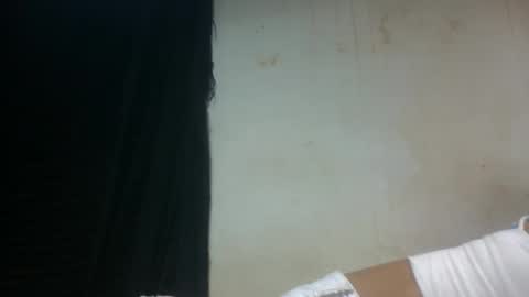 zeolineess online show from 10/19/25, 10:32