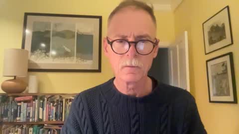 Snapshot of zephr1 chatting on 01/30/25, 04:02 zephr1 online show from 01/30/25, 04:02