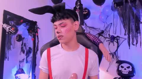 Snapshot of zeus_blaze chatting on 10/09/25, 12:58 zeus_blaze online show from 10/09/25, 12:58