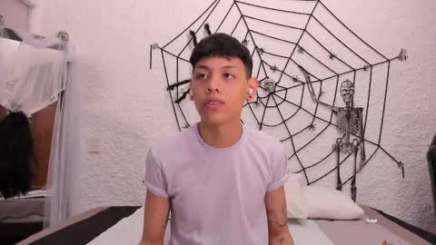 Snapshot of zeus_blaze chatting on 10/10/25, 01:04 zeus_blaze online show from 10/10/25, 01:04