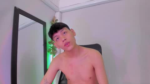 Snapshot of zeus_blaze chatting on 11/18/25, 07:57 zeus_blaze online show from 11/18/25, 07:57