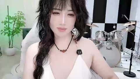 zhen online show from 10/13/25, 03:34