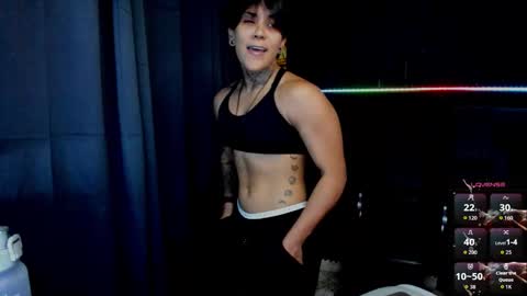 zhoestrong online show from 10/25/25, 01:35