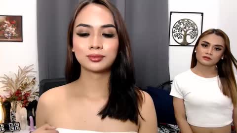 Snapshot of zialustts chatting on 03/11/25, 06:08 Zia online show from 03/11/25, 06:08