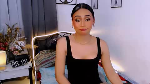 Snapshot of zialustts chatting on 10/20/25, 07:36 Zia online show from 10/20/25, 07:36