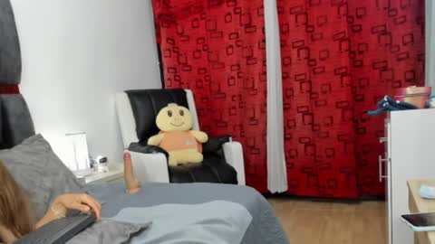 ziataylor online show from 03/06/25, 01:37