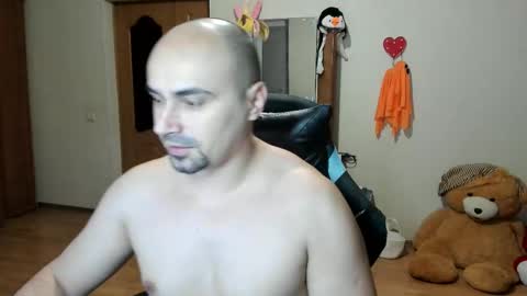 Ziesh online show from 11/23/25, 09:03