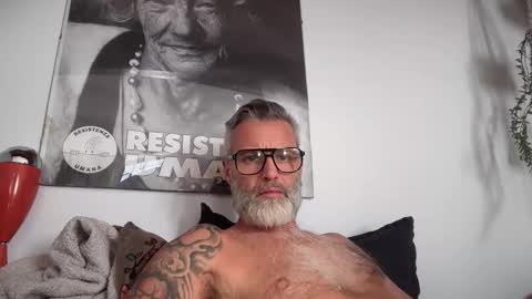 zkopa69 online show from 09/29/25, 12:43