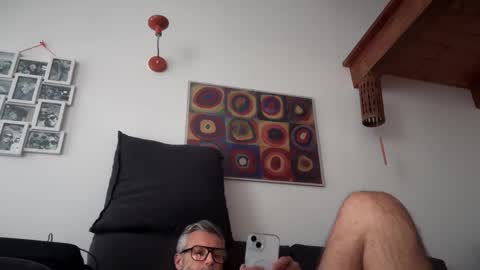 zkopa69 online show from 10/10/25, 02:16