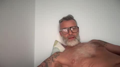 zkopa69 online show from 11/05/25, 03:34