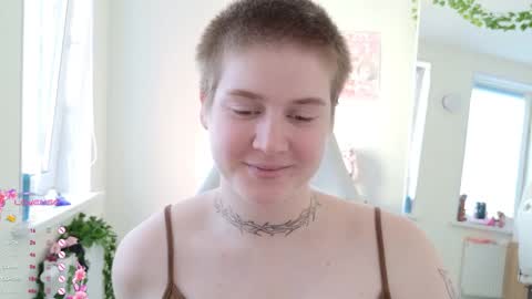 Snapshot of zlata_in_xxxland chatting on 10/19/25, 08:59 Zlata online show from 10/19/25, 08:59