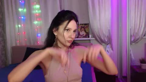 Zlata online show from 11/23/25, 06:08