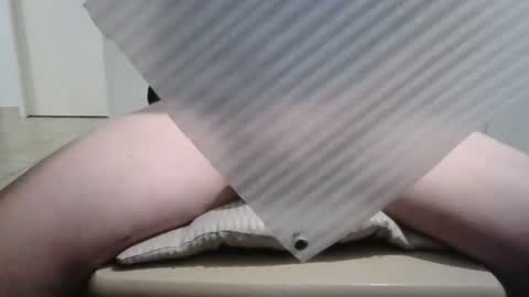 Snapshot of zobilov chatting on 10/16/25, 05:14 zobilov online show from 10/16/25, 05:14