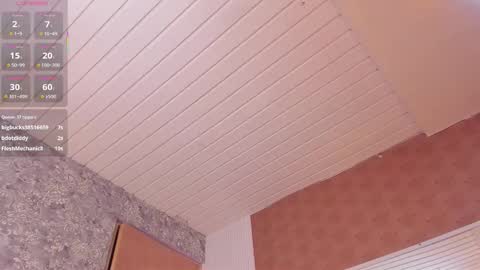 Snapshot of zoe_alanaa chatting on 10/17/25, 09:12 ZOEE online show from 10/17/25, 09:12