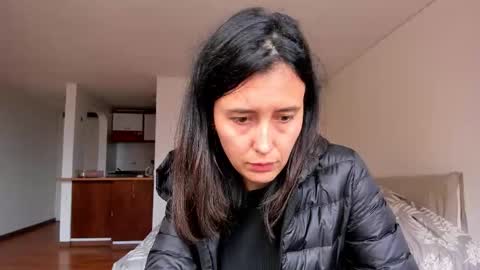 Snapshot of zoe_jeane_beker chatting on 10/15/25, 07:47 ZOE online show from 10/15/25, 07:47