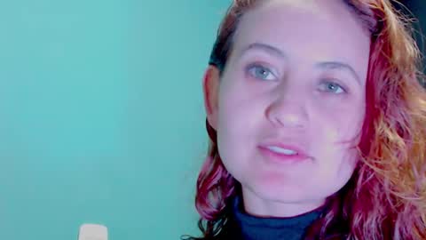 Snapshot of zoe_jones2 chatting on 12/27/24, 11:42 Zoe online show from 12/27/24, 11:42