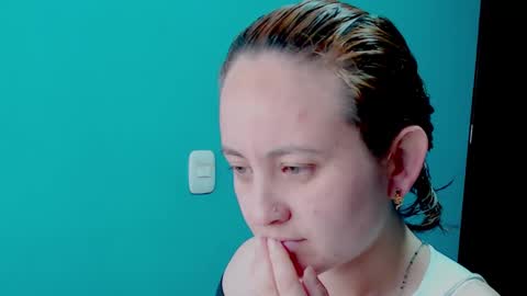 Snapshot of zoe_jones2 chatting on 01/07/25, 01:14 Zoe online show from 01/07/25, 01:14