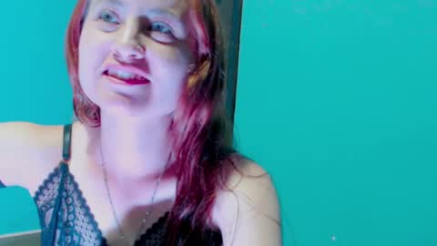Snapshot of zoe_jones2 chatting on 01/31/25, 11:56 Zoe online show from 01/31/25, 11:56