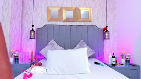 Camila Aristizabal online show from 01/25/25, 08:00