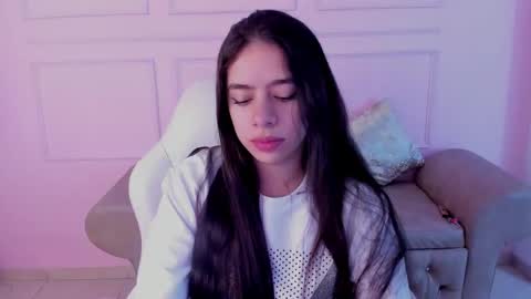 Snapshot of zoe_turnner_18 chatting on 10/10/25, 11:53 Zoe online show from 10/10/25, 11:53