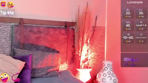 Zoe online show from 02/05/25, 01:44