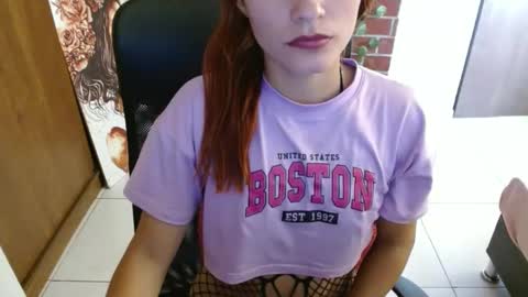 Snapshot of zoee__69 chatting on 03/06/25, 03:24 zoee__69 online show from 03/06/25, 03:24