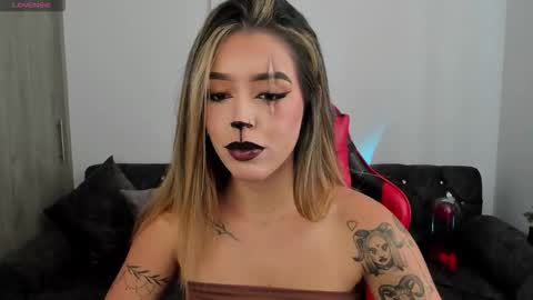  zoee jackson online show from 10/31/25, 06:09