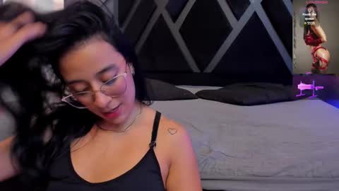 Zoe 3 online show from 10/10/25, 06:07