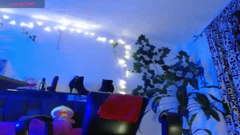 zoemi online show from 01/25/25, 09:47