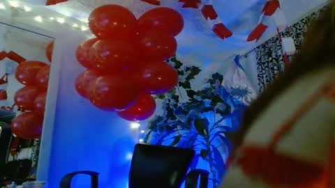 zoemi online show from 02/13/25, 08:27