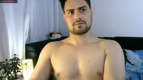 Snapshot of zohan_haidar chatting on 02/20/25, 05:44 ZohanMohamed online show from 02/20/25, 05:44
