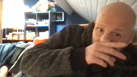 zolexthomas online show from 10/21/25, 02:29