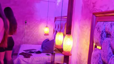 Snapshot of zoley_watson chatting on 11/03/25, 11:33 zoley online show from 11/03/25, 11:33