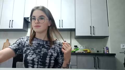 Snapshot of zoriana20 chatting on 10/18/25, 07:47 zoriana20 online show from 10/18/25, 07:47