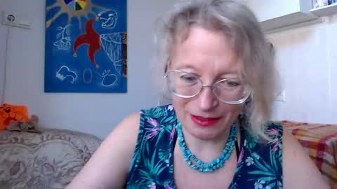 Zosya1111 online show from 03/09/25, 09:46