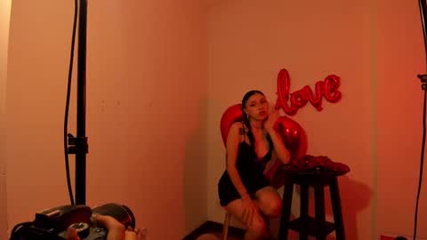 Snapshot of zowi_hottiee chatting on 02/13/25, 04:22 cintya kors online show from 02/13/25, 04:22