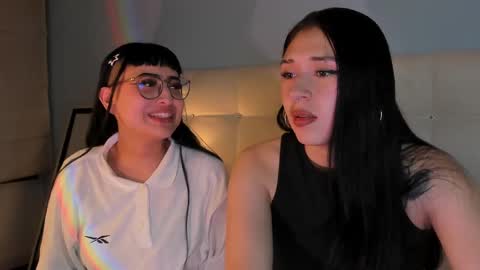 Snapshot of zowi_hottiee chatting on 09/20/25, 02:34 cintya kors online show from 09/20/25, 02:34