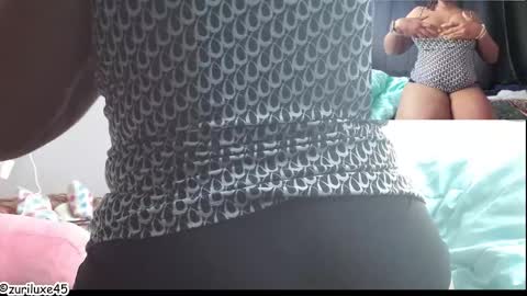 zuriluxe45 online show from 10/16/25, 07:37