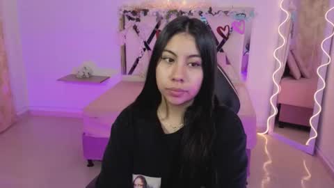 ZURY   online show from 11/05/25, 11:32