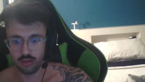 zusta10 online show from 11/17/25, 09:20