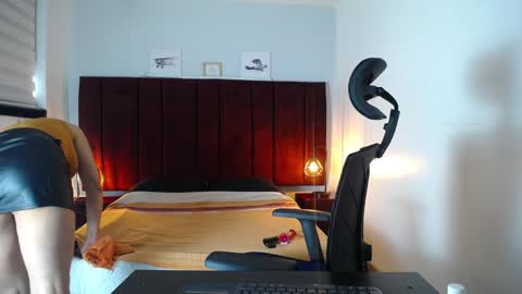 Snapshot of zuzana21 chatting on 01/24/25, 01:25 Zuzana21 online show from 01/24/25, 01:25
