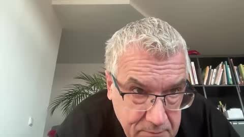 Snapshot of zwickauer1969 chatting on 03/06/25, 07:03 zwickauer1969 online show from 03/06/25, 07:03