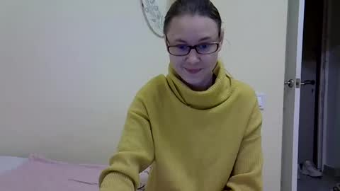 Snapshot of zyuhre chatting on 12/08/24, 03:13 Zyuhre online show from 12/08/24, 03:13