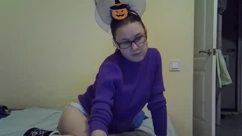 Zyuhre online show from 10/31/25, 07:59