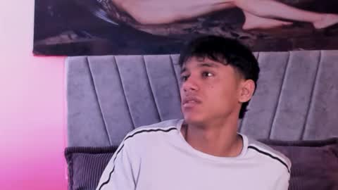 Snapshot of zyzz_1812 chatting on 11/06/25, 04:08 zyzz_1812 online show from 11/06/25, 04:08