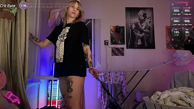 Mannarie Madsinn online show from 01/15/25, 05:26